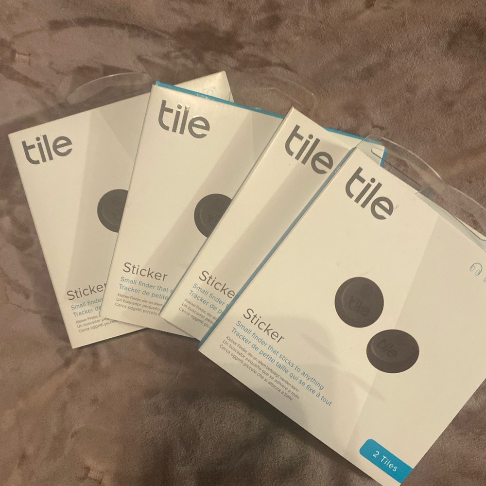 2 pack Tile Sticker tracking device - Picture 2 of 6